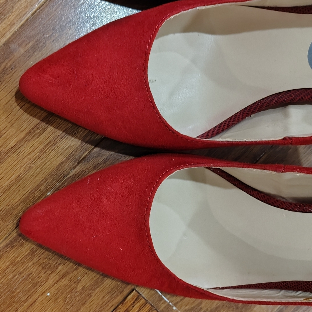 Nine West Red Pointed Toe Heels